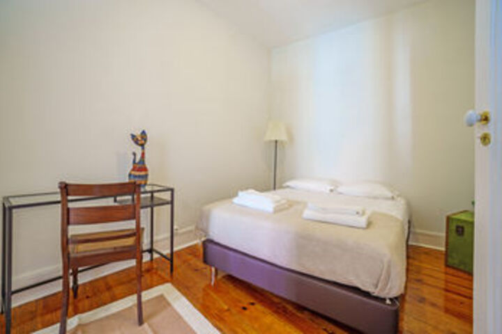 Room 162 of 263