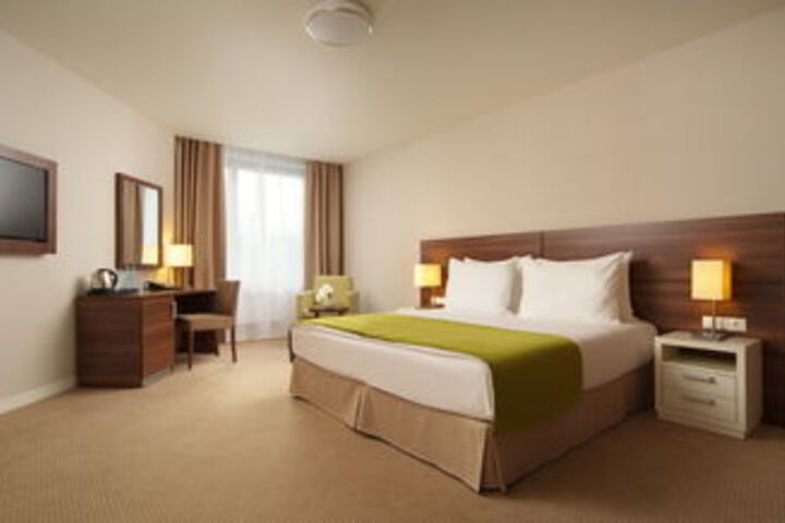 Hotel Suite Photo
