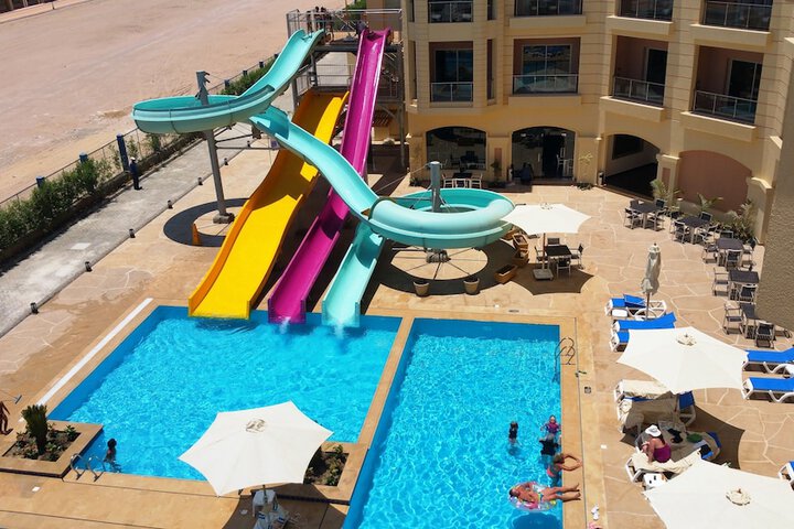 Pool 27 of 90