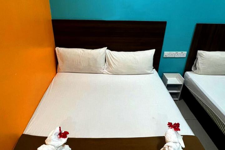 Room 5 of 30