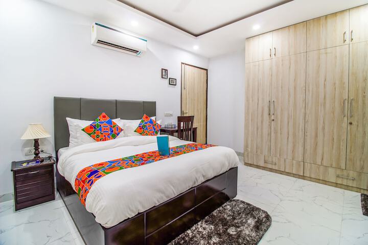 Room 5 of 15