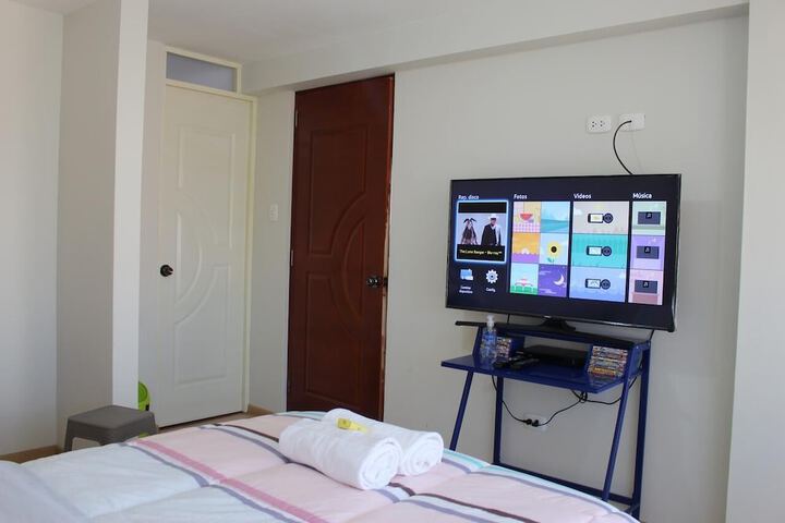 Room 4 of 18