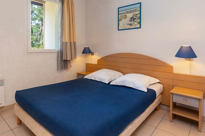 Room 3 of 35
