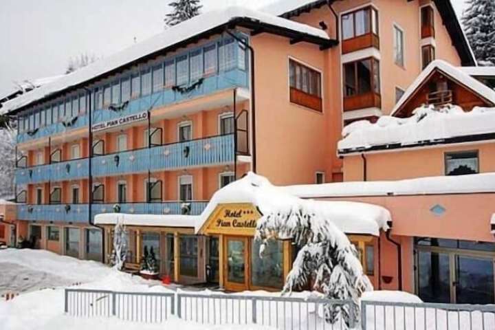 Hotel 42 of 48