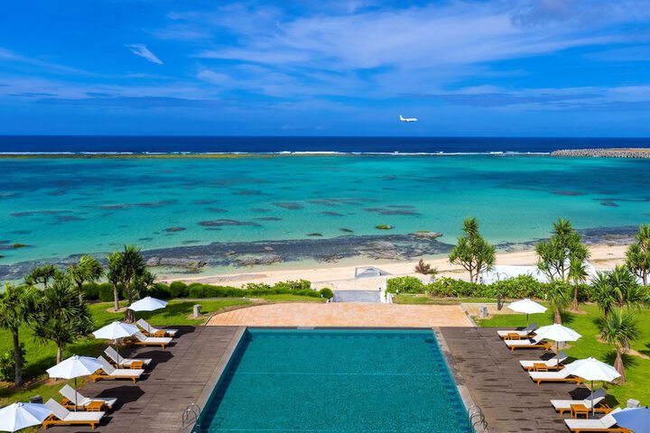 Pool Hotel