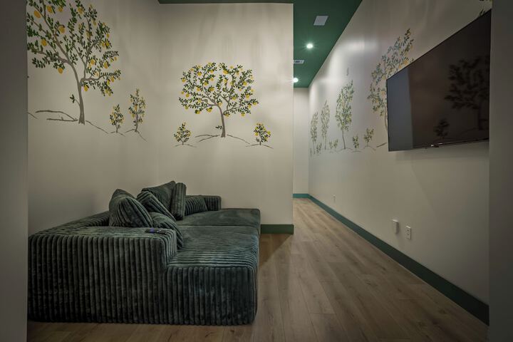 Room 40 of 111