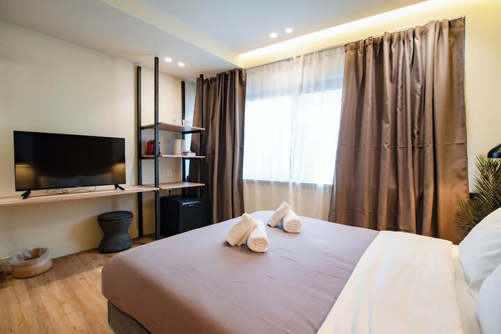 Room 38 of 151