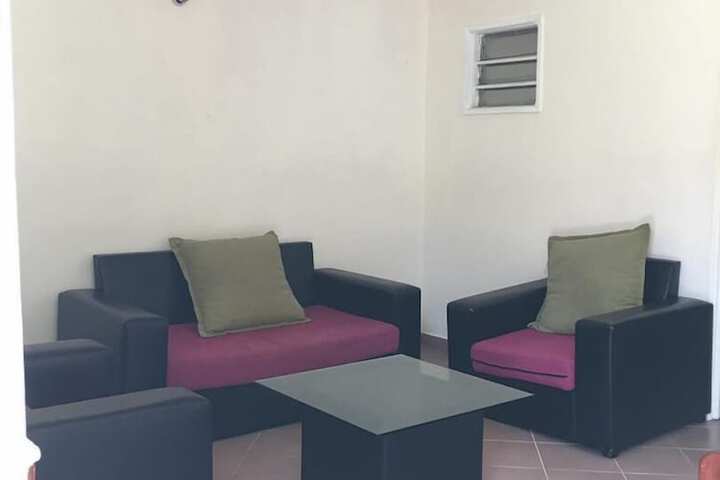 Room 10 of 27