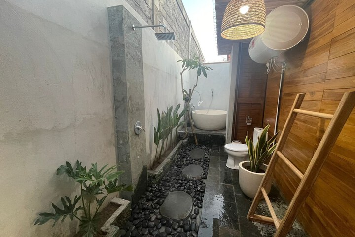 Room 55 of 86