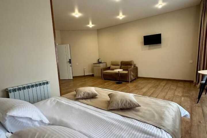 Room 19 of 43