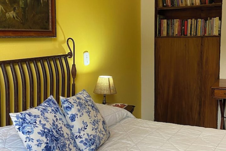 Room 42 of 83