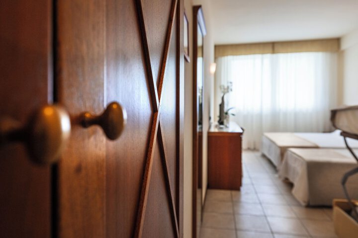 Room 26 of 59