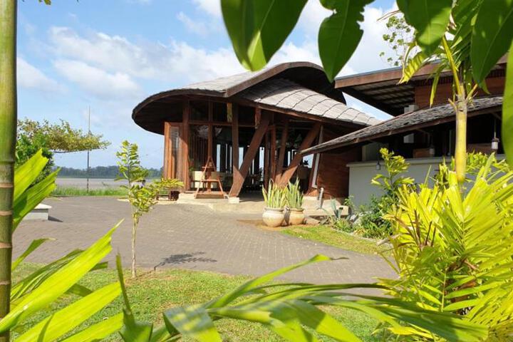 Exterior of Houttuyn Wellness River Resort