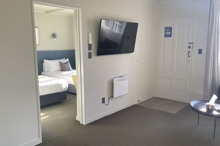 Room 56 of 81