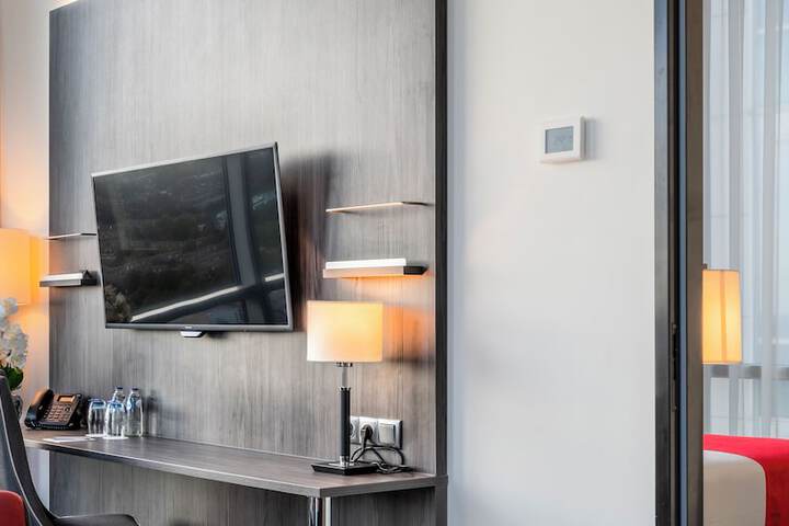 Room 48 of 127