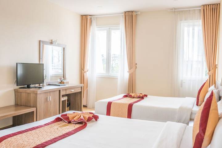 Room 13 of 72