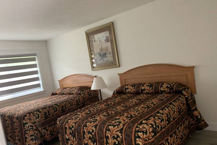 Room 42 of 63