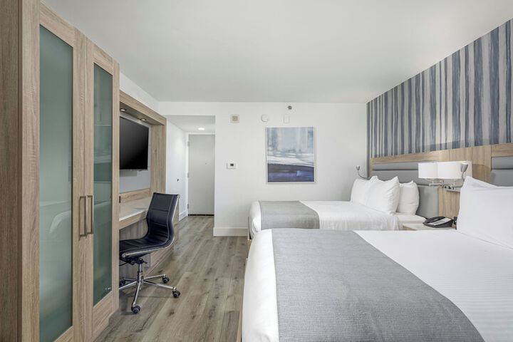 Room 65 of 163