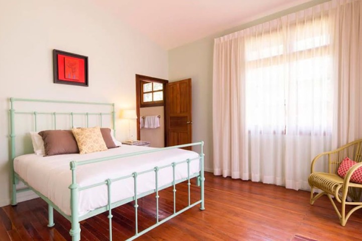 Room 16 of 52