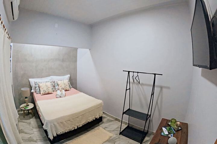 Room 14 of 21