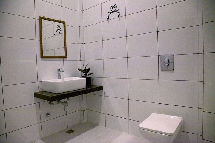 Room 20 of 36