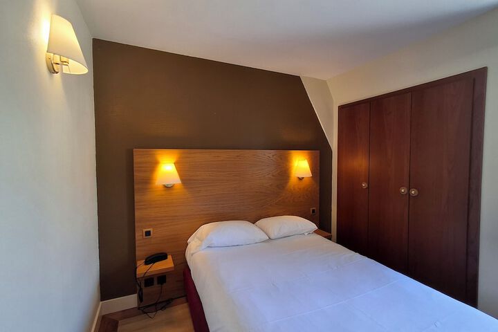 Room 37 of 81