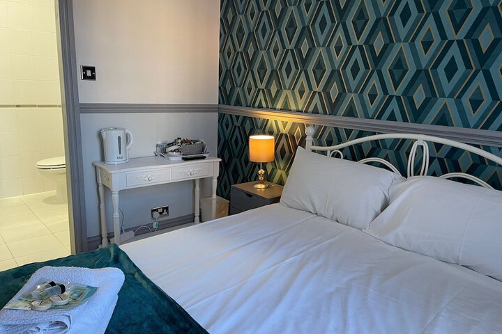 Room 8 of 263