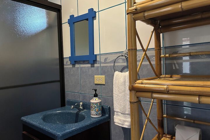 Room 16 of 42