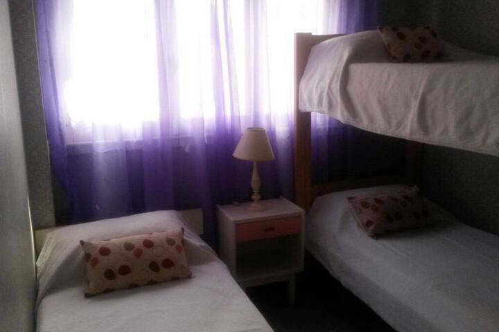 Room 25 of 33