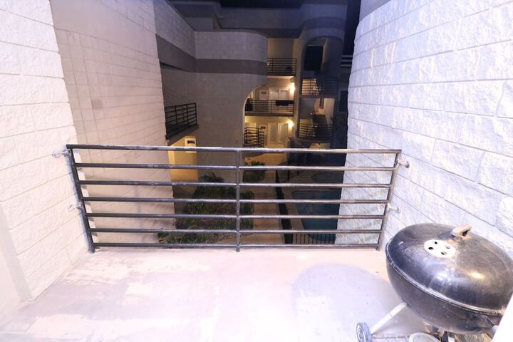 Terrace/Patio 12 of 20