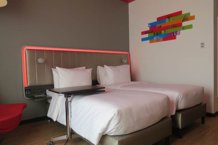 Room 5 of 49
