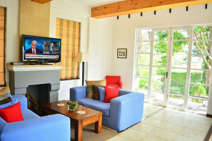 Entrance & Lobby