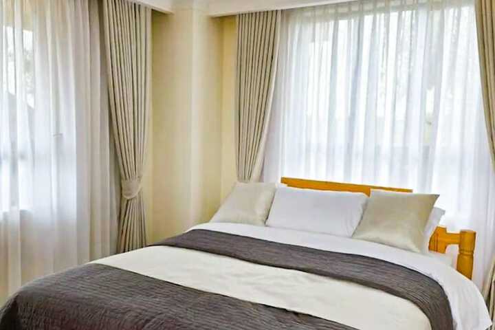 Room 2 of 21