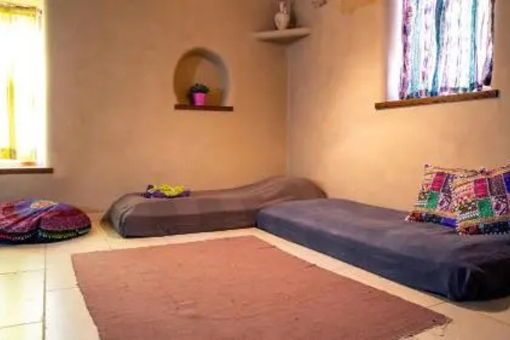 Room 3 of 13