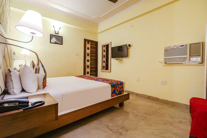 Room 15 of 39