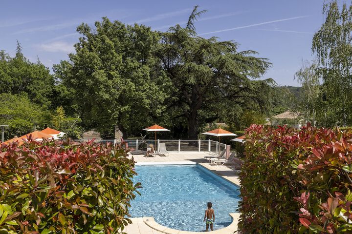 Hotel with Pool