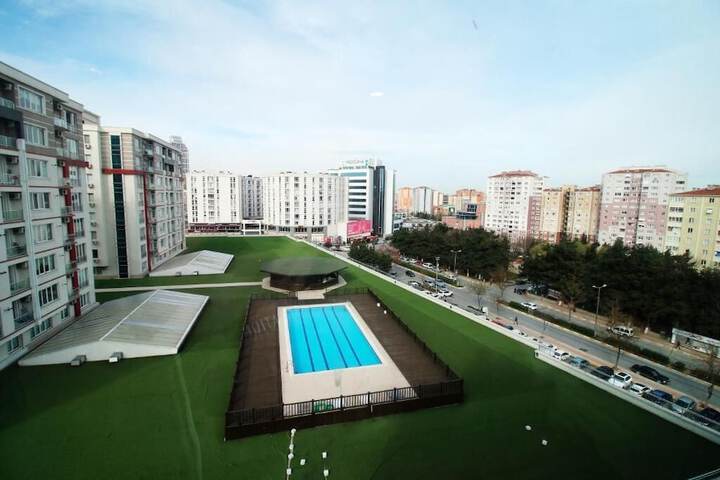 Pool Hotel