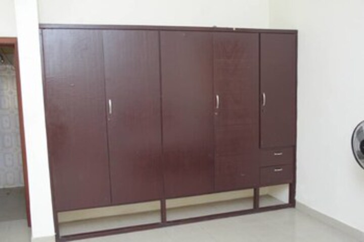 Room 27 of 28