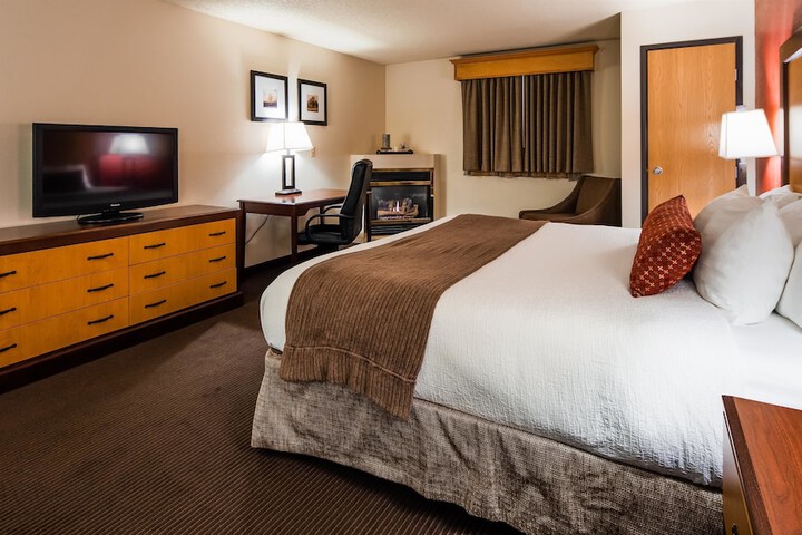Room 4 of 27