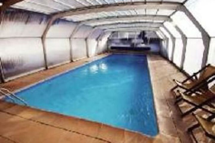 Pool 24 of 38