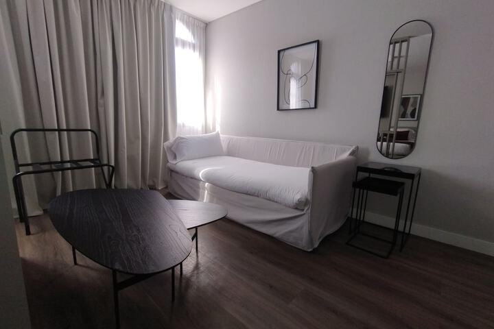 Room 61 of 99