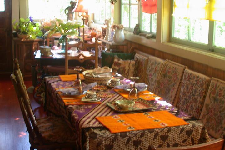 Breakfast/Coffee Service 4 of 7