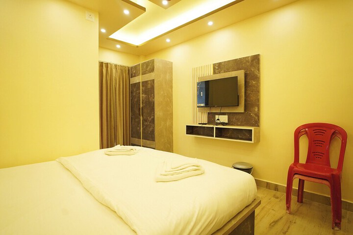 Room 19 of 64