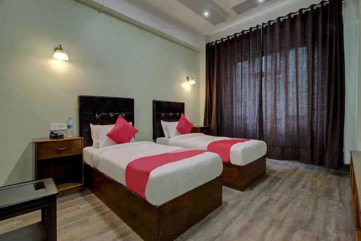 Room 5 of 22