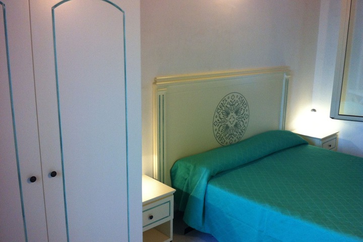 Room 26 of 107