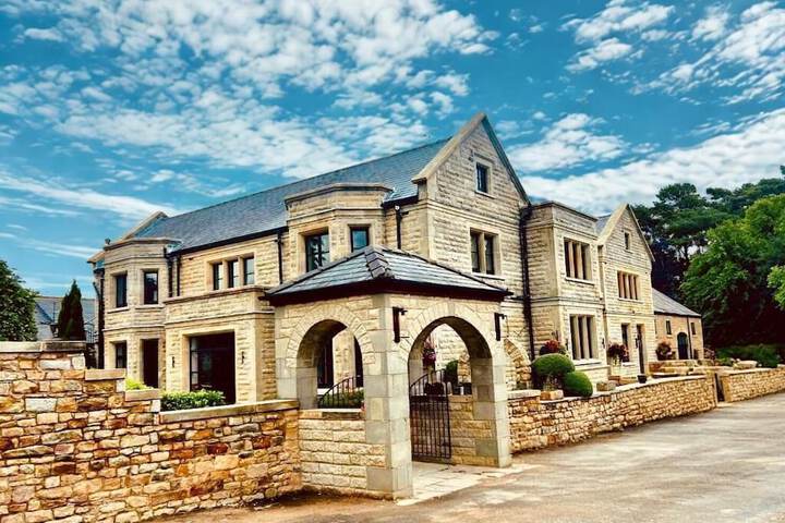 Longridge House