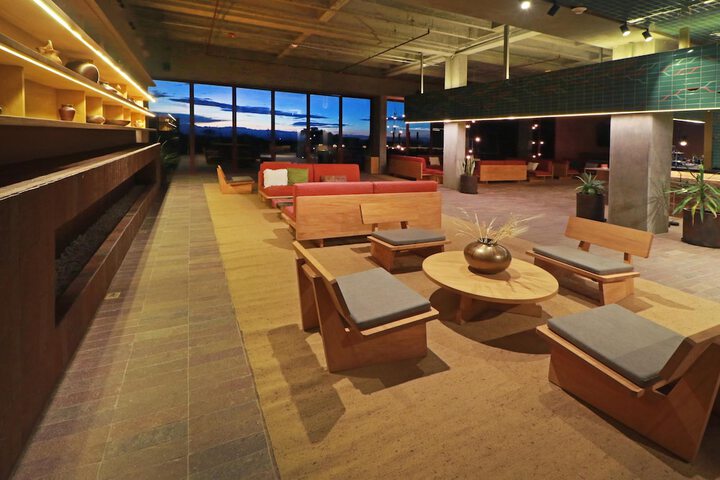 Hotel Interior 19 of 137