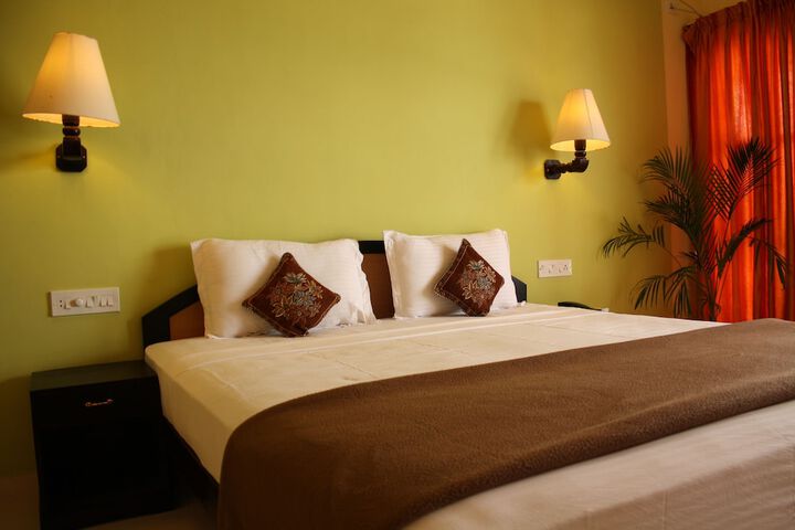 Room 5 of 44