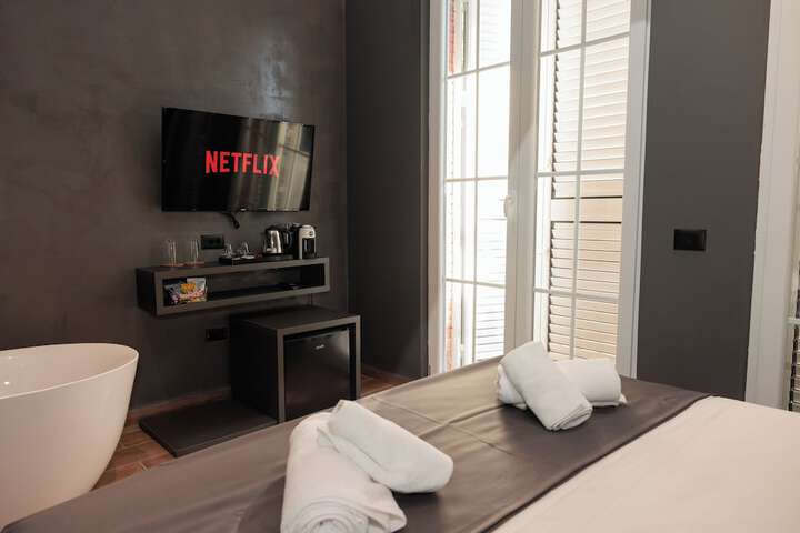Room 8 of 41