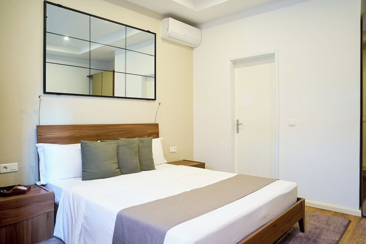 Room 13 of 75